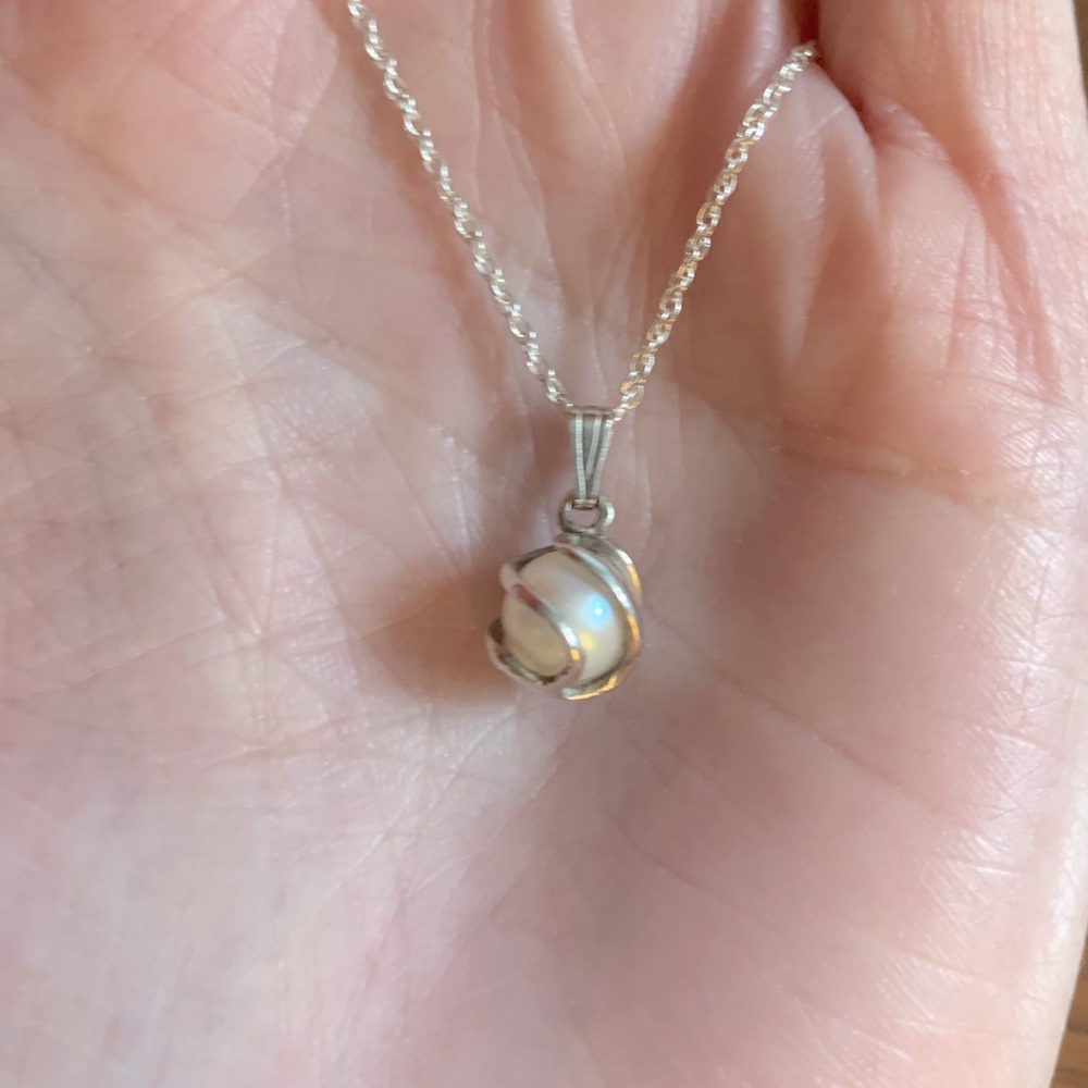 Vantel Pearls Necklace